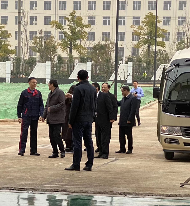 湖南省委书记杜家毫一行来万向娱乐怀化生产基地视察